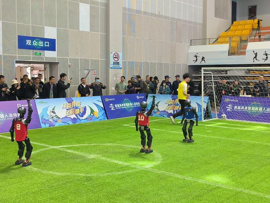 国足新帅点评大马联赛：节奏慢缺乏激情