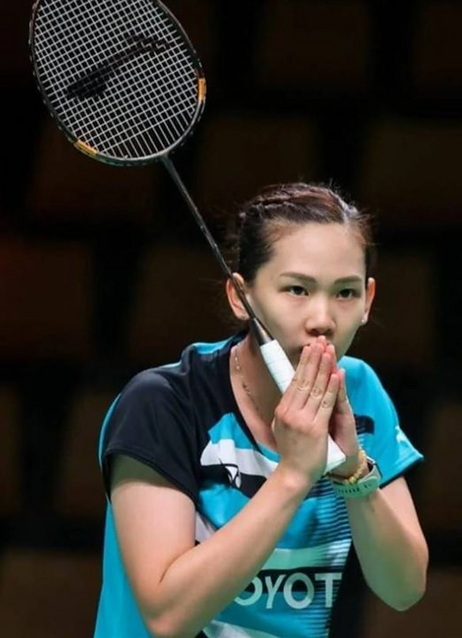 由于伤病和 由于伤病和