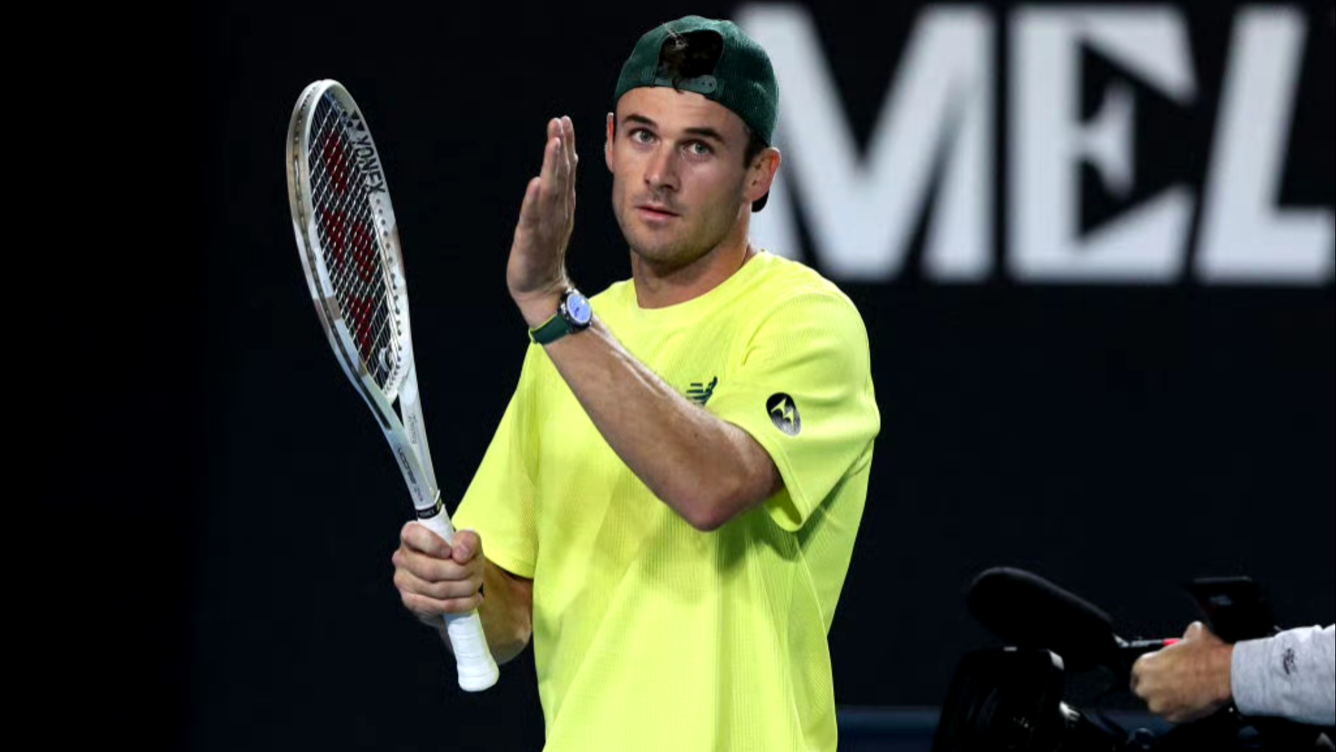 交易至休斯 交易至休斯