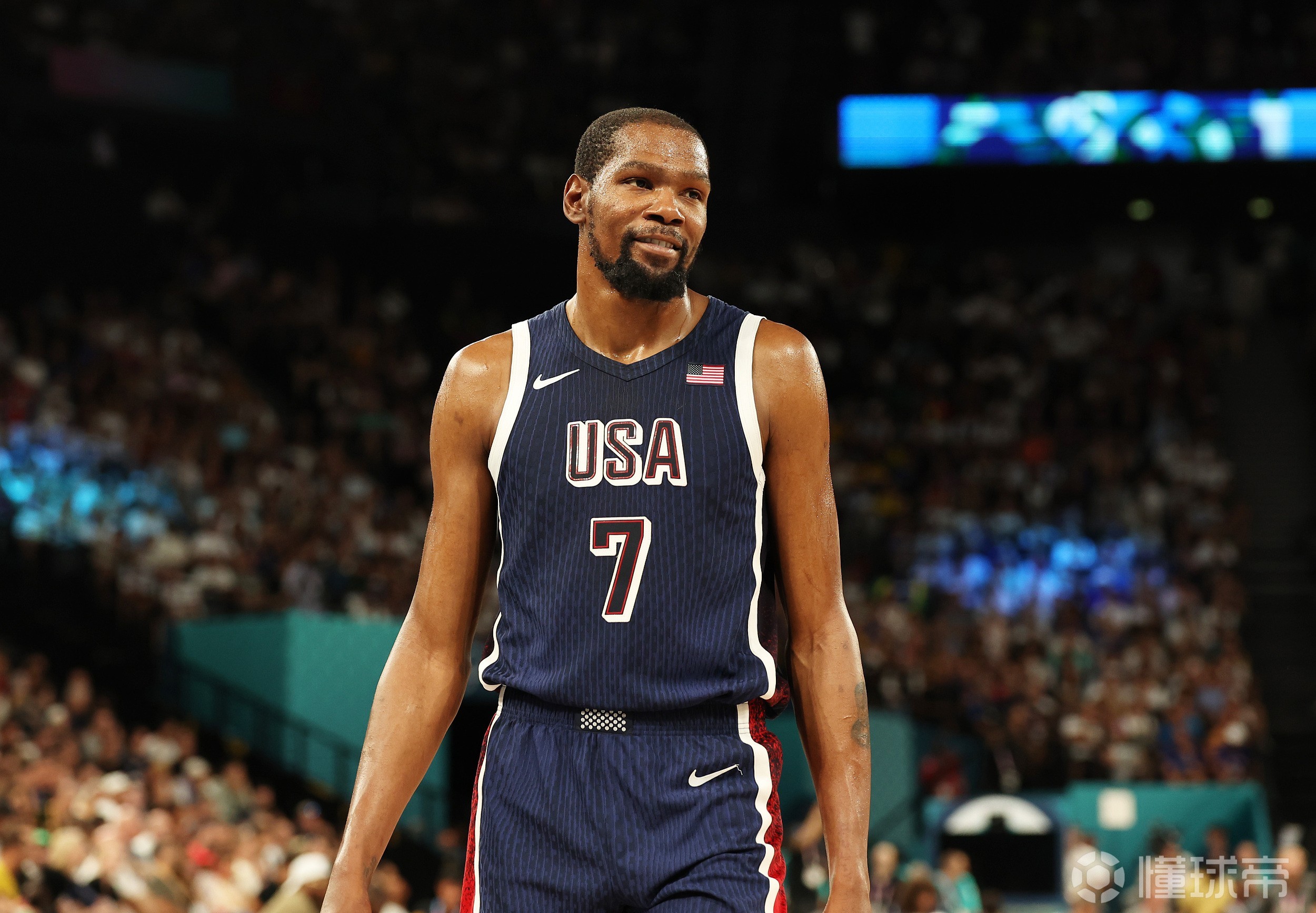 莱万在比赛 莱万在比赛